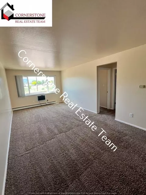 325 Cragmor Rd, Colorado Springs, CO 80907