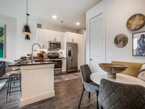 5629 N Lamar Blvd, Austin, TX 78751 photo 5