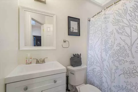 1425 P St NW, Washington, DC 20005 photo 13