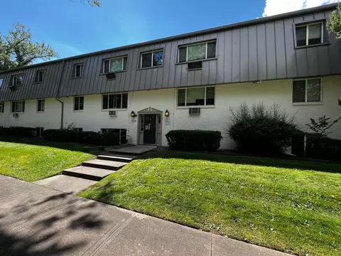 327 Mathews St, Fort Collins, CO 80524