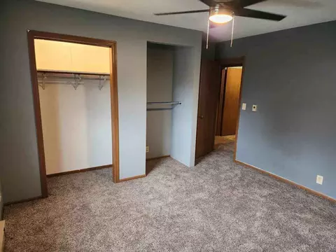 613 Cedar St, Fremont, OH 43420