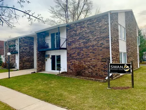 203 S Oak St, Lake Mills, WI 53551