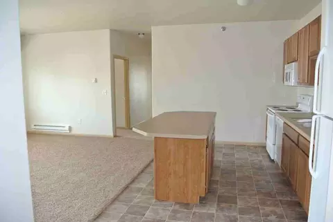 1900 Dakota Dr N, Fargo, ND 58102