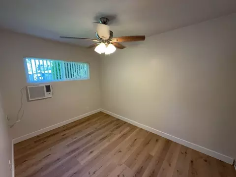 267 W Elm Ave, Burbank, CA 91502 photo 8