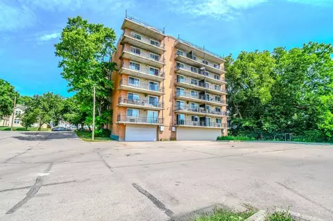 848 Riverview Ter, Dayton, OH 45402