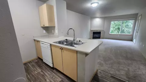 168 Norpoint Way NE, Tacoma, WA 98422
