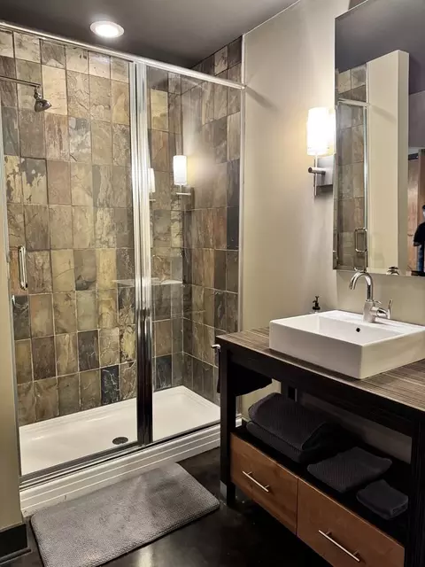 707 Prudden St, Lansing, MI 48906 photo 33