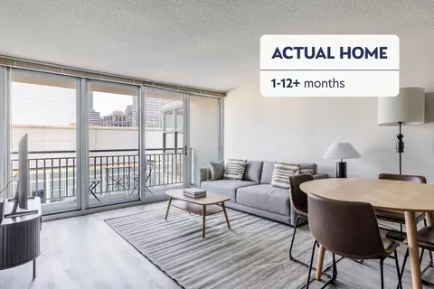 180 N Jefferson St, Chicago, IL 60661