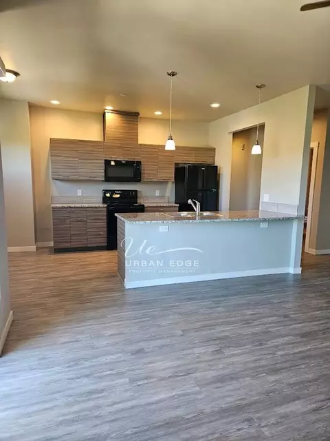 2985 N Meridian Rd, Meridian, ID 83646