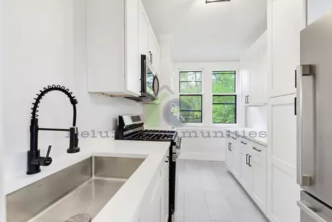 410 Eastern Ave SE, Grand Rapids, MI 49503