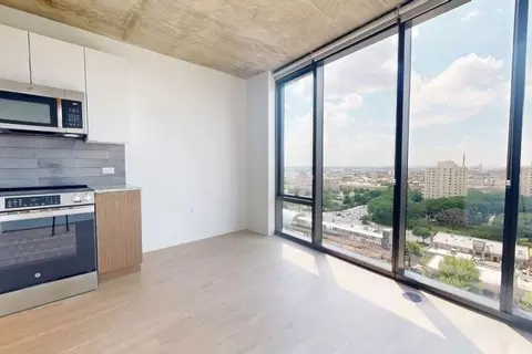 2111 S Wabash Ave, Chicago, IL 60616