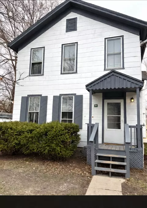 411 Barney St, Waukesha, WI 53186