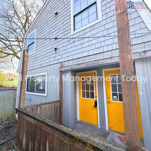 514 And 516 N K St, Tacoma, WA 98403