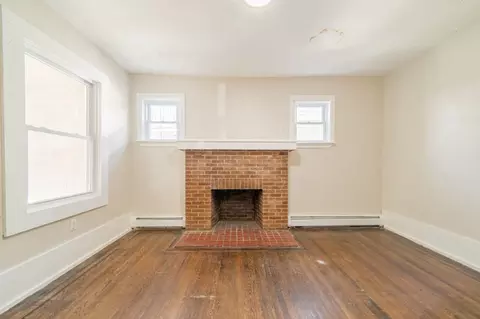 21 N Laclede Pl, Atlantic City, NJ 08401
