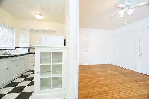 1731 NW Everett St, Portland, OR 97209