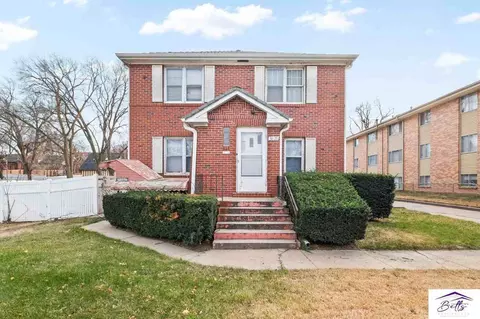 3825 Cuming St, Omaha, NE 68131