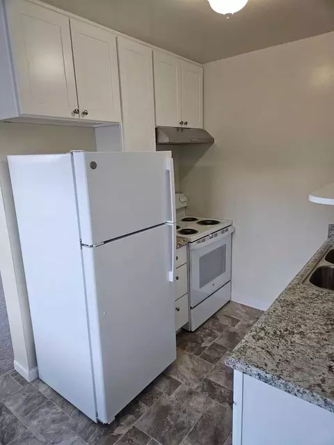 1600 Laurel St, San Carlos, CA 94070