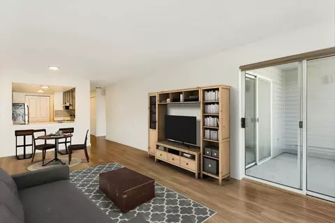 4301 SW College St, Seattle, WA 98116