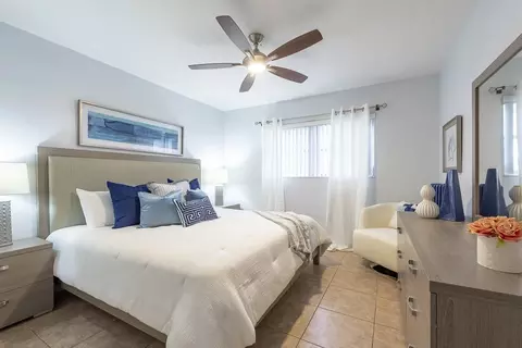 4401 NW 10th Ct, Plantation, FL 33313 photo 5
