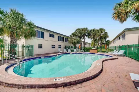 4401 NW 10th Ct, Plantation, FL 33313 photo 7