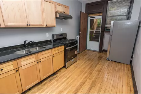 4100 W Washington Blvd, Chicago, IL 60624
