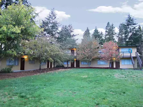 3125 N Oak Harbor Rd, Oak Harbor, WA 98277