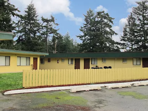 3125 N Oak Harbor Rd, Oak Harbor, WA 98277
