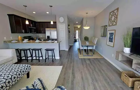 3331 Antigua Dr, Auburn Hills, MI 48326