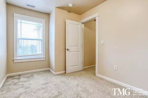 Se Chase Loop, Gresham, OR 97080 photo 20