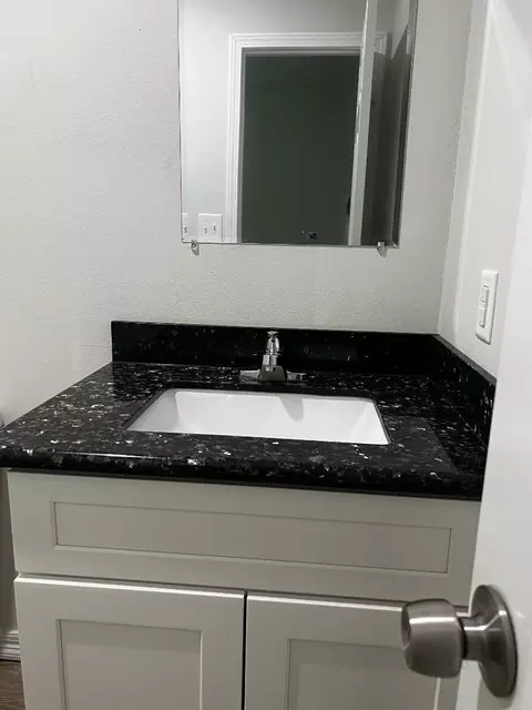 747 N Nicholson Ave, Long Beach, MS 39560