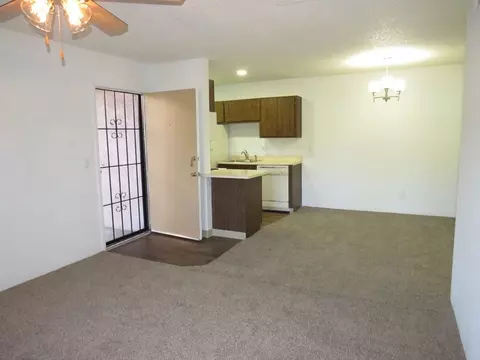 201 N Wilmot Rd, Tucson, AZ 85711