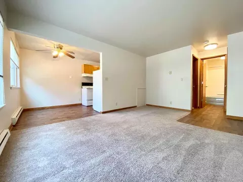 3200 NE 140th St, Seattle, WA 98125
