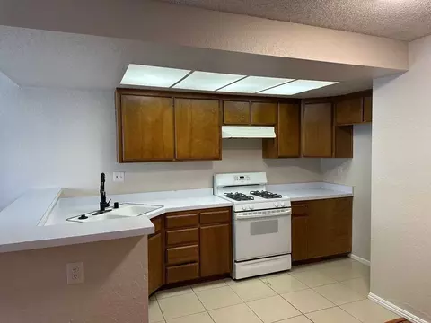 1603 W Palmyra Ave, Orange, CA 92868