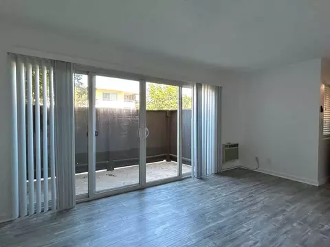 14025 Moorpark St, Los Angeles, CA 91423