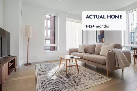 8 Whittier Pl, Boston, MA 02114