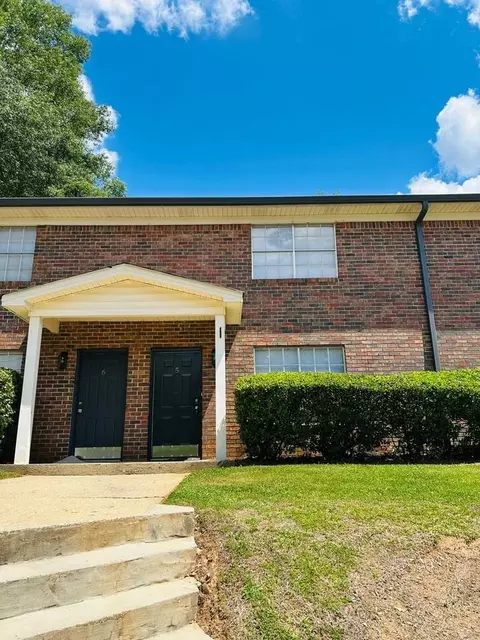 513 Toombs St, Palmetto, GA 30268