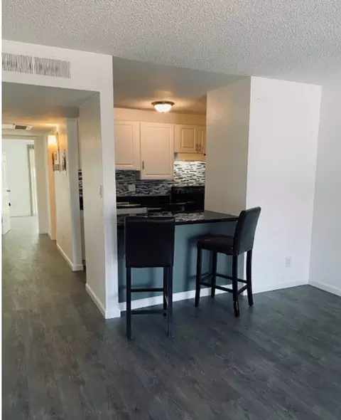 4236 N 14th St 4231 N 13th Pl, Phoenix, AZ 85014