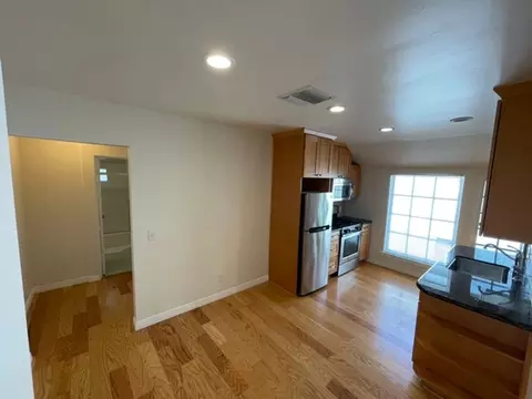 3192 Queensbury Dr, Los Angeles, CA 90064