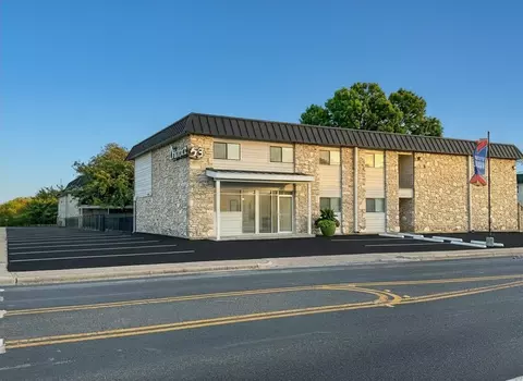 600 E 53rd St, Austin, TX 78751