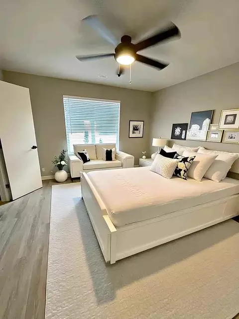 600 E 53rd St, Austin, TX 78751 photo 5