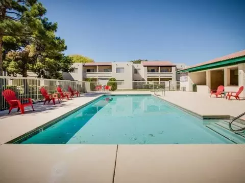 5055 E Charleston Blvd, Las Vegas, NV 89104