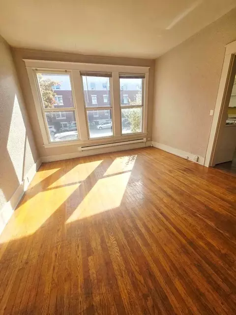 1303 Division Ave, Tacoma, WA 98403