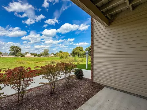 39111 Prentiss St, Harrison Township, MI 48045 photo 30