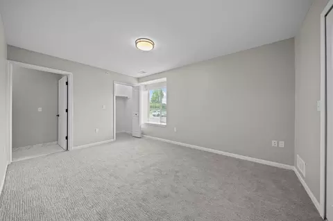 39111 Prentiss St, Harrison Township, MI 48045 photo 31