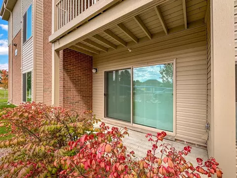 39111 Prentiss St, Harrison Township, MI 48045 photo 29