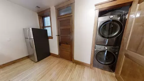 3759 N Lakewood Ave, Chicago, IL 60613