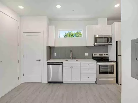 6845 N Montana Ave, Portland, OR 97217