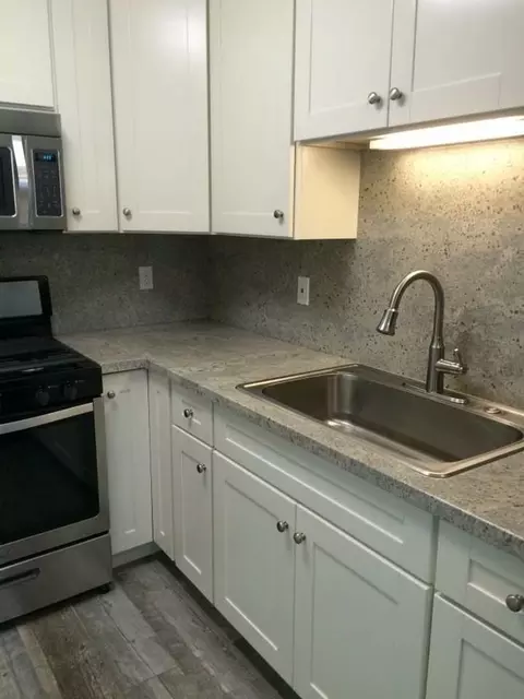 370 N Fair Oaks Ave, Sunnyvale, CA 94086