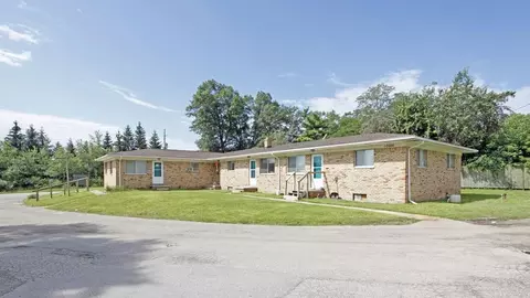 10660 E Holly Rd, Davisburg, MI 48350