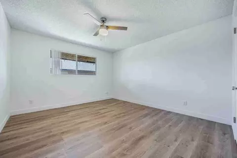 5565 Ackerfield Ave, Long Beach, CA 90805 photo 5